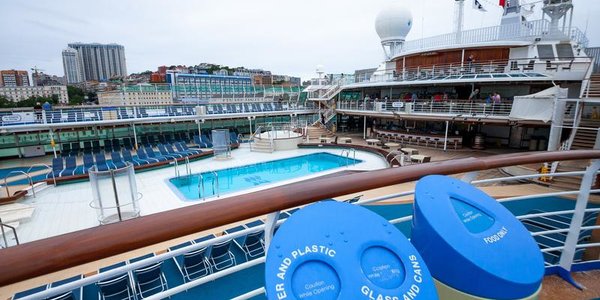 Круизный лайнер «Sun Princess» впервые посетил Владивосток