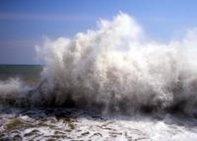 Охотское море ожидает глубокий циклон