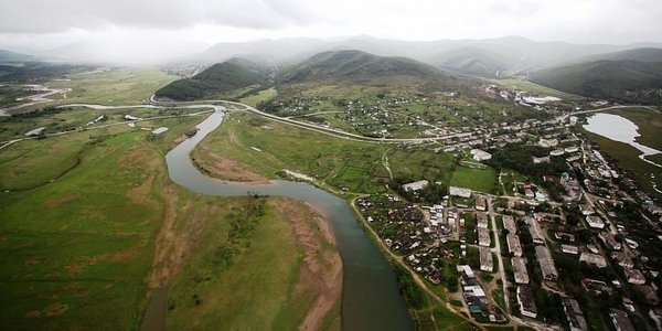 Дожди в Приморье размыли дороги и оставили без света около 2,5 тыс. человек