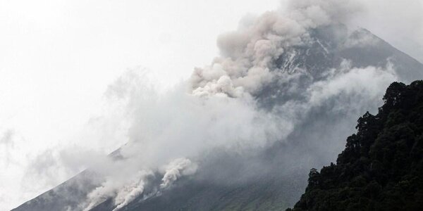 В Индонезии активизировался вулкан Мерапи