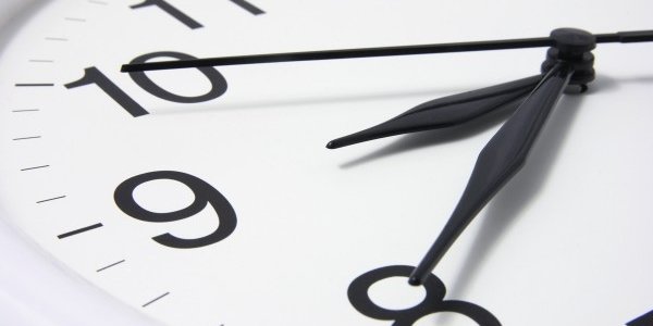 Четыре региона России 27 марта сменят часовые пояса