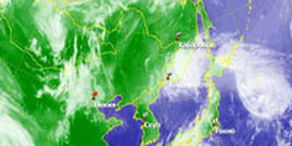 Тайфуны бушуют над Тихим океаном