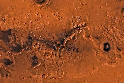 Учёные нашли под поверхностью Марса озеро с жидкой водой
