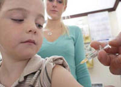 Детям Владивостока сделают бесплатную прививку от гриппа в поликлиниках