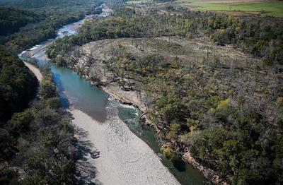Русла почти 40 рек расчистят в Приморье до весны