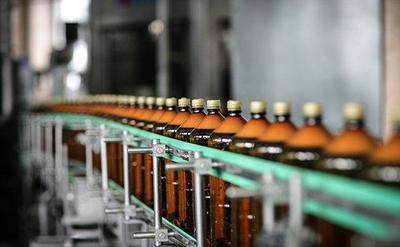 В России запретили продажу больших бутылок пива