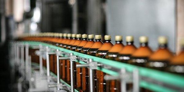 В России запретили продажу больших бутылок пива