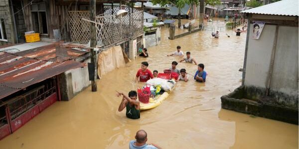 Супертайфун «Нору» обрушился на Филиппины
