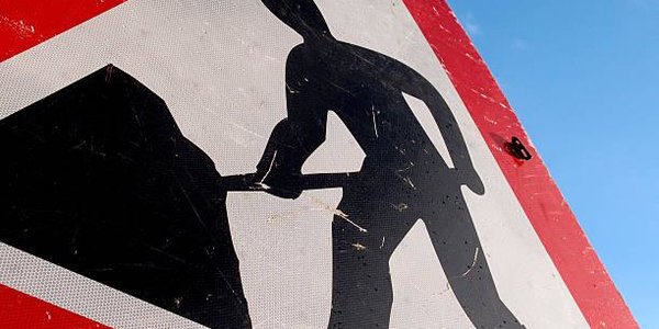 На улице Светланской во Владивостоке начинается демонтаж трамвайных рельсов