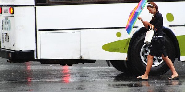 Сильный ветер и дождь сохранятся во Владивостоке до вторника