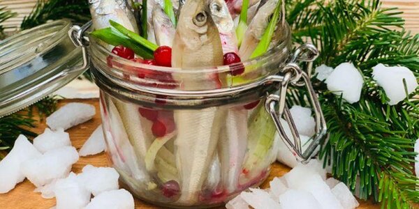 Корюшка идет! Фестиваль зимней рыбы проходит в Приморье