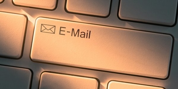 Проверять почту после работы опасно для психики