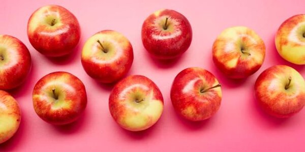 В США начали продавать яблоки, которые могут год храниться в холодильнике