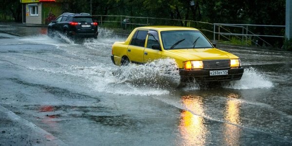 Опубликован список улиц Владивостока, которые может затопить во время тайфуна