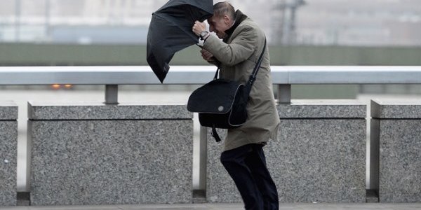 В Лондонском аэропорту Хитроу из-за непогоды отменено около 130 рейсов