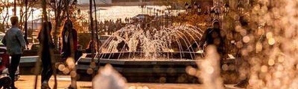Городские фонтанты запустили во Владивостоке