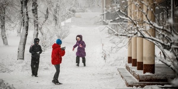 В четверг на юго-восток Приморья обрушится снегопад