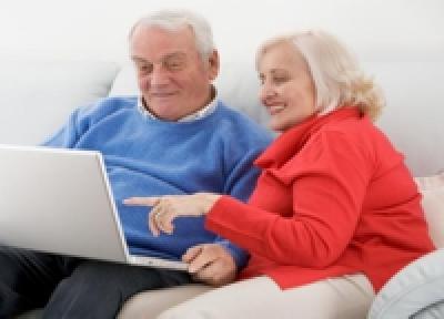 Интернет положительно влияет на мозг пожилых людей