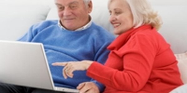 Интернет положительно влияет на мозг пожилых людей