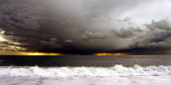 В Индийском океане возник первый тропический циклон сезона