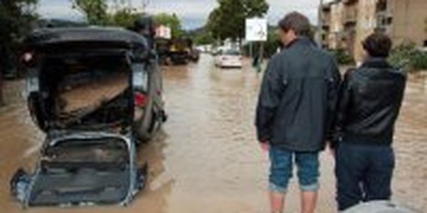 Франция превратилась в грязевое болото 