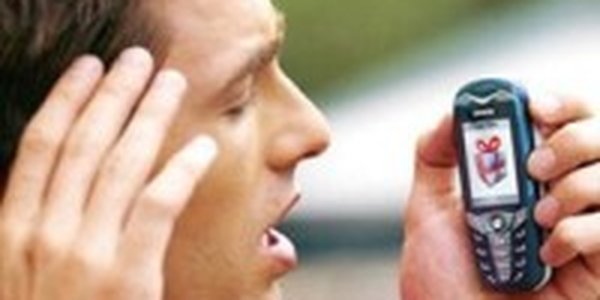 Пользователи сотовых рискуют мозгом