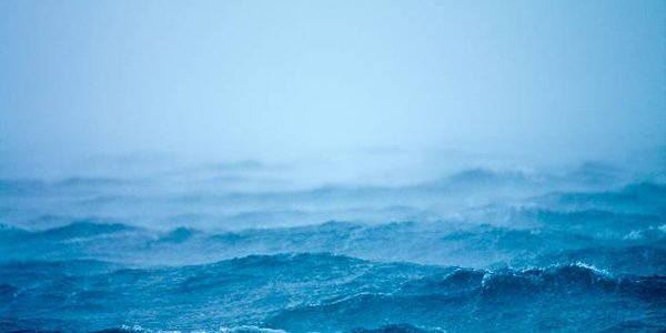 Новая тропическая депрессия в Тихом океане может перерасти в мощный шторм