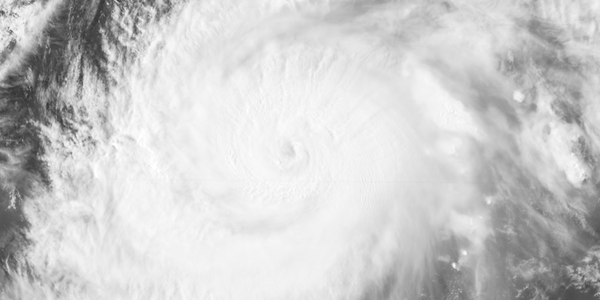 Супертайфун SURIGAE обрушился на Филлипины (ВИДЕО)