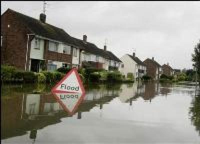 Англия уходит под воду из-за сильнейших за 20 лет наводнений