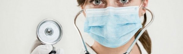 В больницах Приморья введён масочный режим