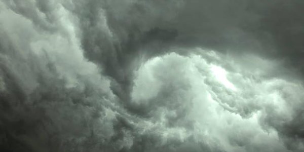 Штормы и тайфуны продолжают бушевать в Тихом океане